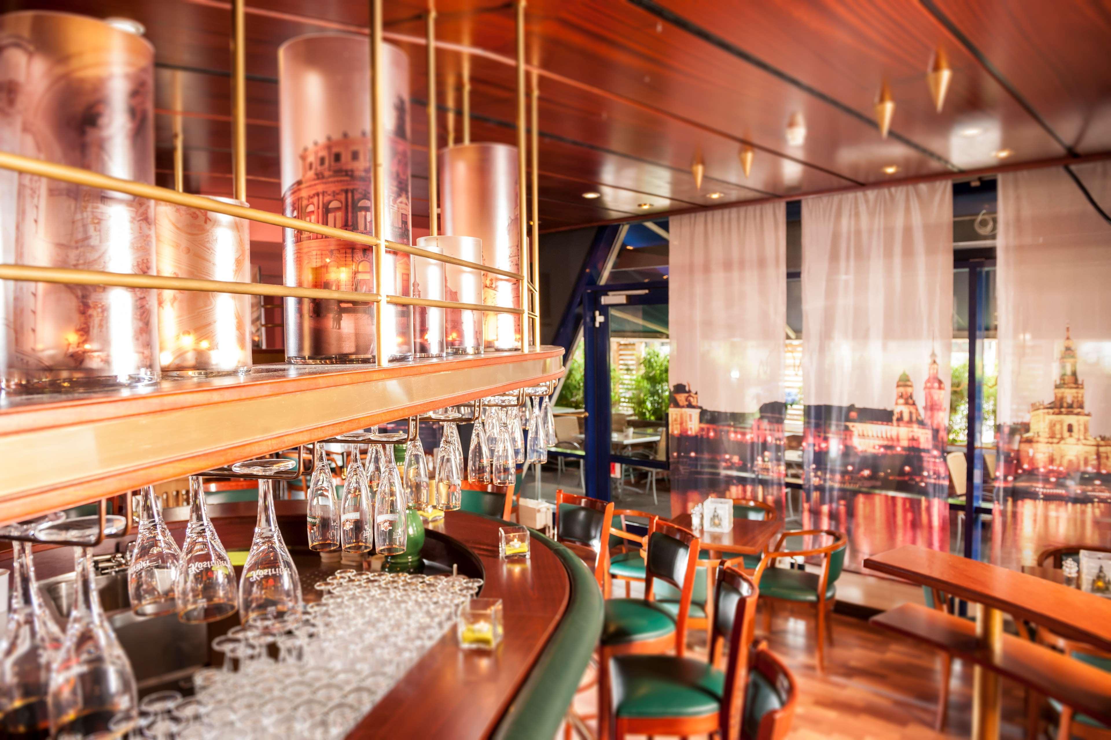 Dorint Hotel Dresden Bagian luar foto