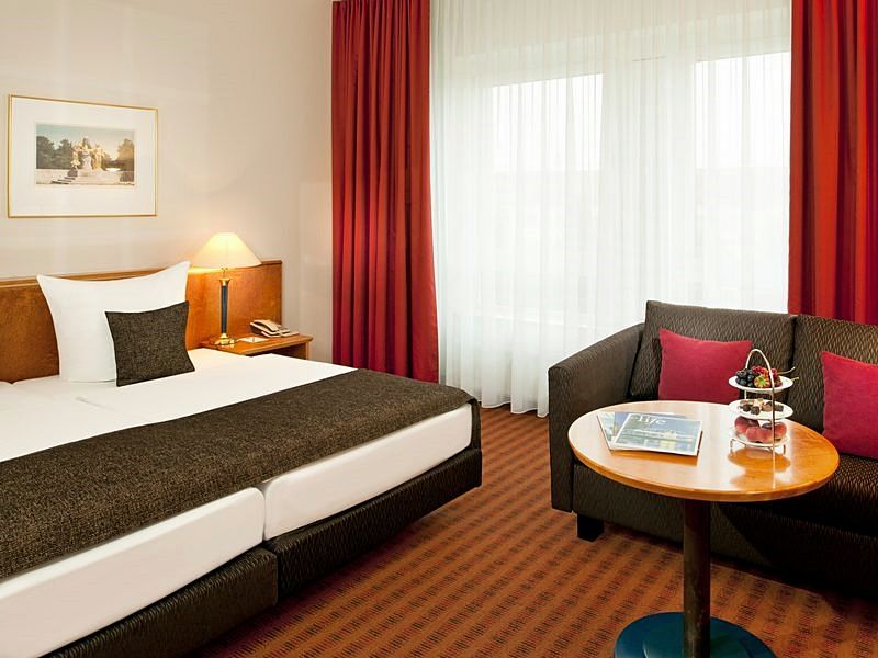 Dorint Hotel Dresden Bagian luar foto